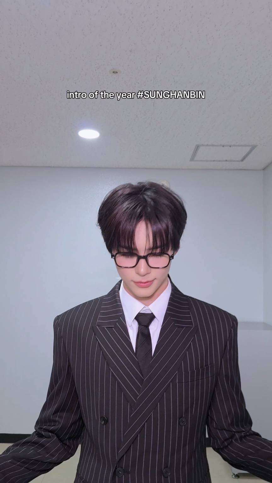 260603 تحديث LE SSERAFIM على TikTok مع Kazuha - مقدمة العام مع ZEROBASEONE Sung Hanbin 👀🐹 (تحدي BOOMPALA)