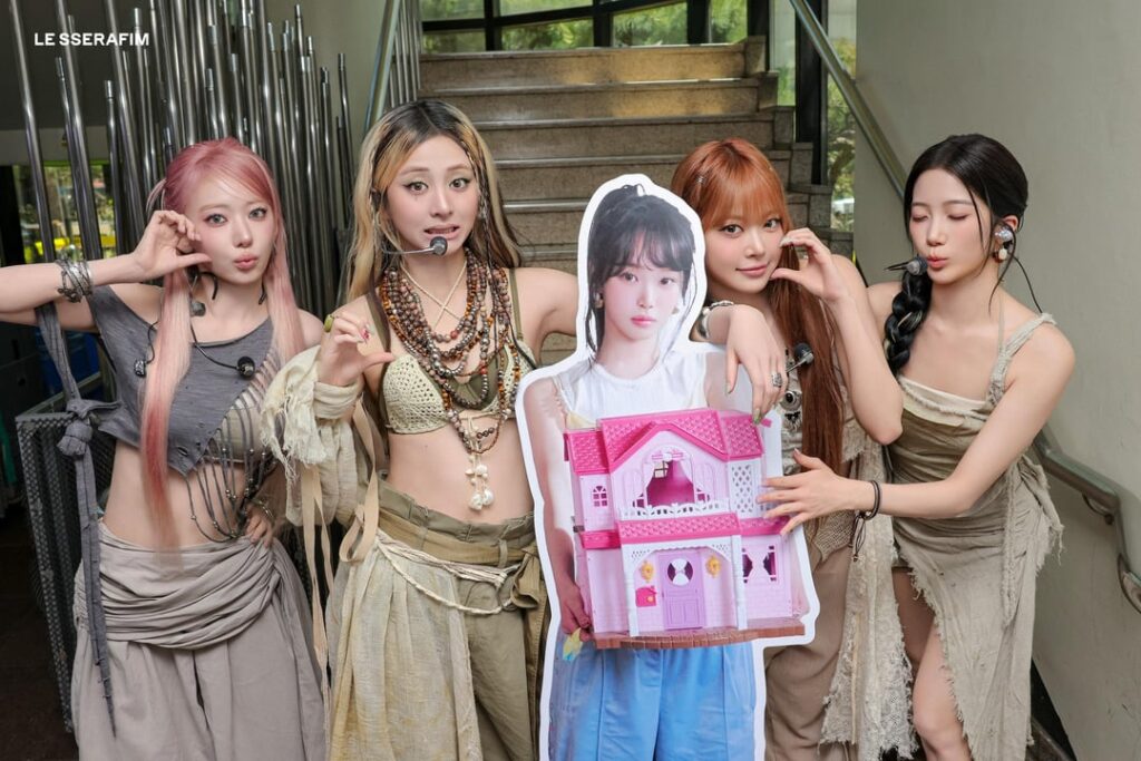 260605 LE SSERAFIM - BOOMPALA (خلف Photo Sketch - KBS Music Bank)