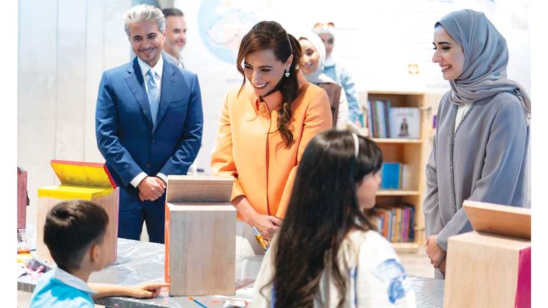 «مكتبة عربية متنقلة».. هدية ترتبط بالجذور من الشارقة إلى أطفال الجالية العربية في بولندا «مكتبة عربية متنقلة».. هدية ترتبط بالجذور من الشارقة إلى أطفال الجالية العربية في بولندا