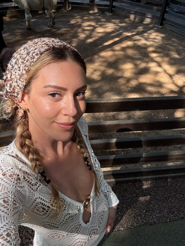 Sinem Kobal