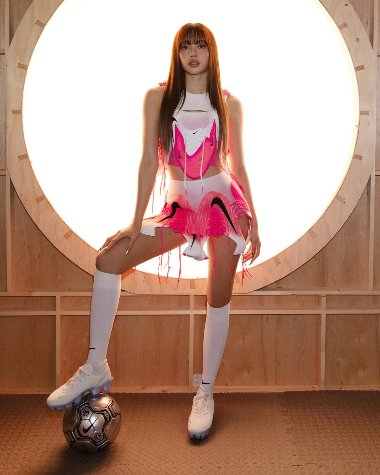 260609 تحديث Lloud على IG: Lisa لـ Nike Women 'Rip The Script'