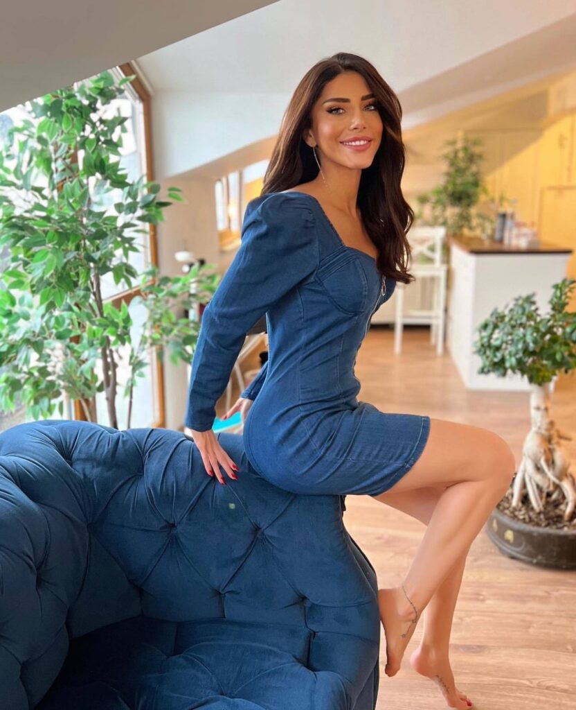 Ela Rümeysa cebeci