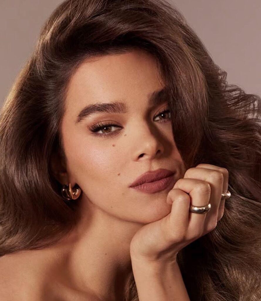 Hailee Steinfeld
