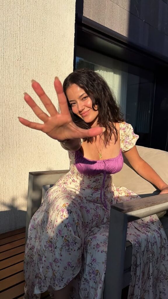 Pelin Akil