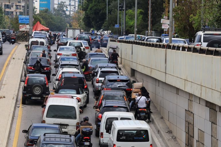 Traffic on the roads as people make their way while fleeing the southern suburbs of Beirut, after Israeli Prime Minister Benjamin Netanyahu ordered the military to attack targets in the suburbs, Lebanon, June 1, 2026. REUTERS/Mohamed Azakir