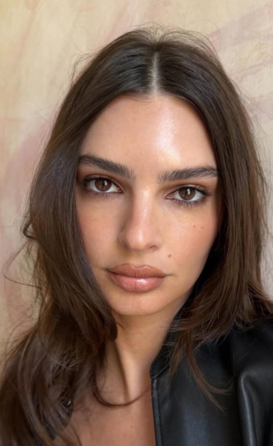 Emily Ratajkowski
