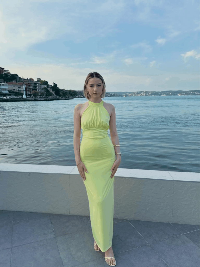 sarı çok yakışmış irem al