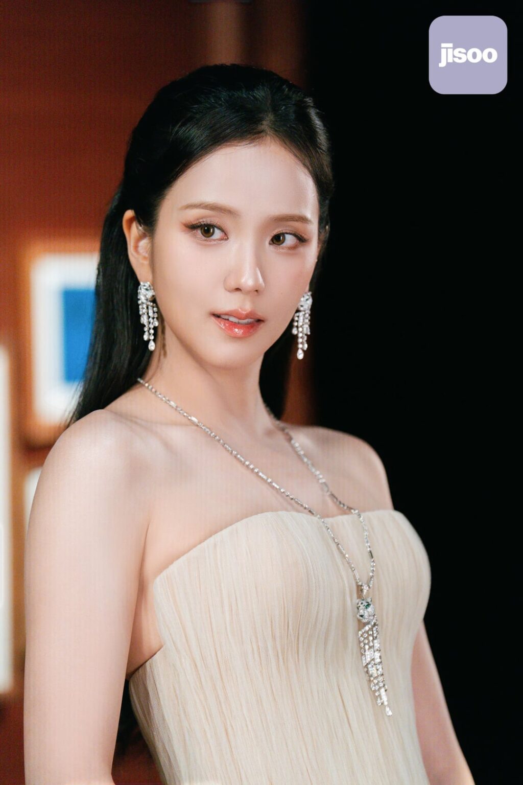 260622 تحديث عضوية تطبيق JISOO | [📸] جيسو إكس بانتير دو كارتييه خلف