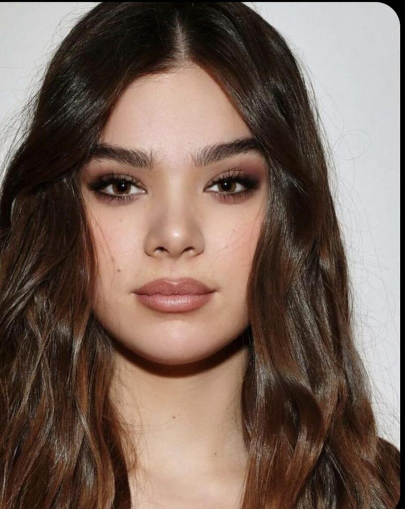 Hailee steinfield
