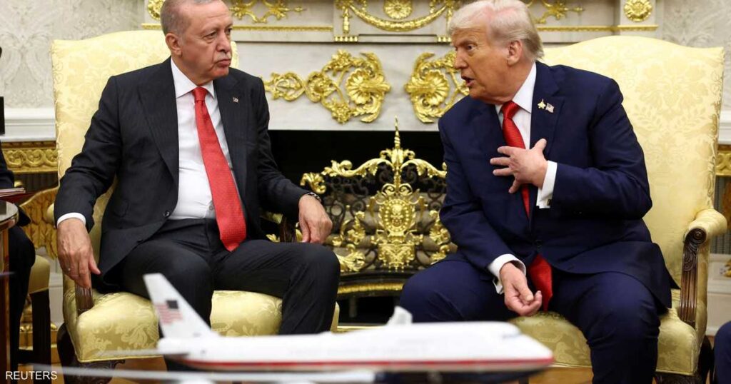 تقرير أميركي يكشف ما يخطط له ترامب تجاه أردوغان تقرير أميركي يكشف ما يخطط له ترامب تجاه أردوغان
