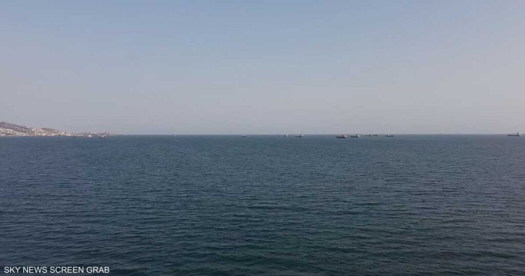 الحوثيون يعلنون حظر الملاحة البحرية على السعودية الحوثيون يعلنون حظر الملاحة البحرية على السعودية