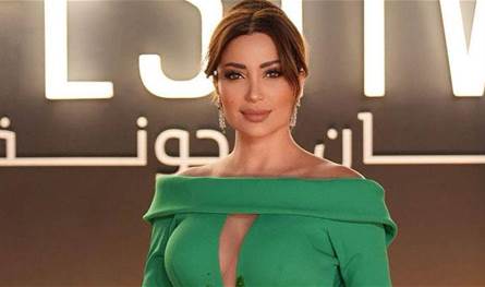ببيكيني أحمر وتسريحة مبللة.. أول إطلالة لنسرين طافش بعد إعلان طلاقها رسميًا (صور) ببيكيني-أحمر-وتسريحة-مبللة.-أول-إطلالة-لنسرين-طافش-بعد-إعلان-طلاقها-رسميًا-(صور)