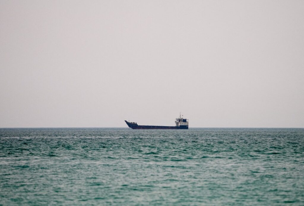 مصدران: إيران تصر على الاحتفاظ بالسيطرة على مضيق هرمز مصدران: إيران تصر على الاحتفاظ بالسيطرة على مضيق هرمز