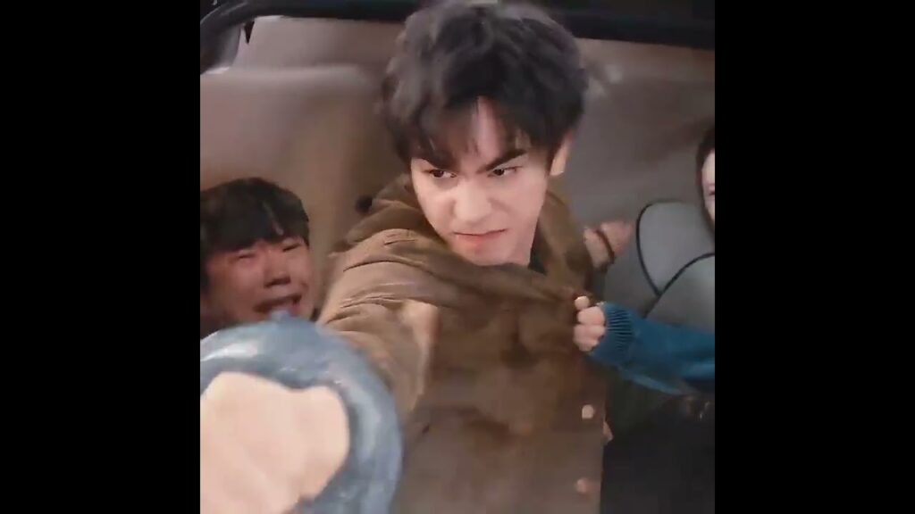 😳😳😳😳 #songweilong  #liuhaocun #thesevenrelicsofillomen #aoruipeng #wangyiting #zhangyichi #shorts
