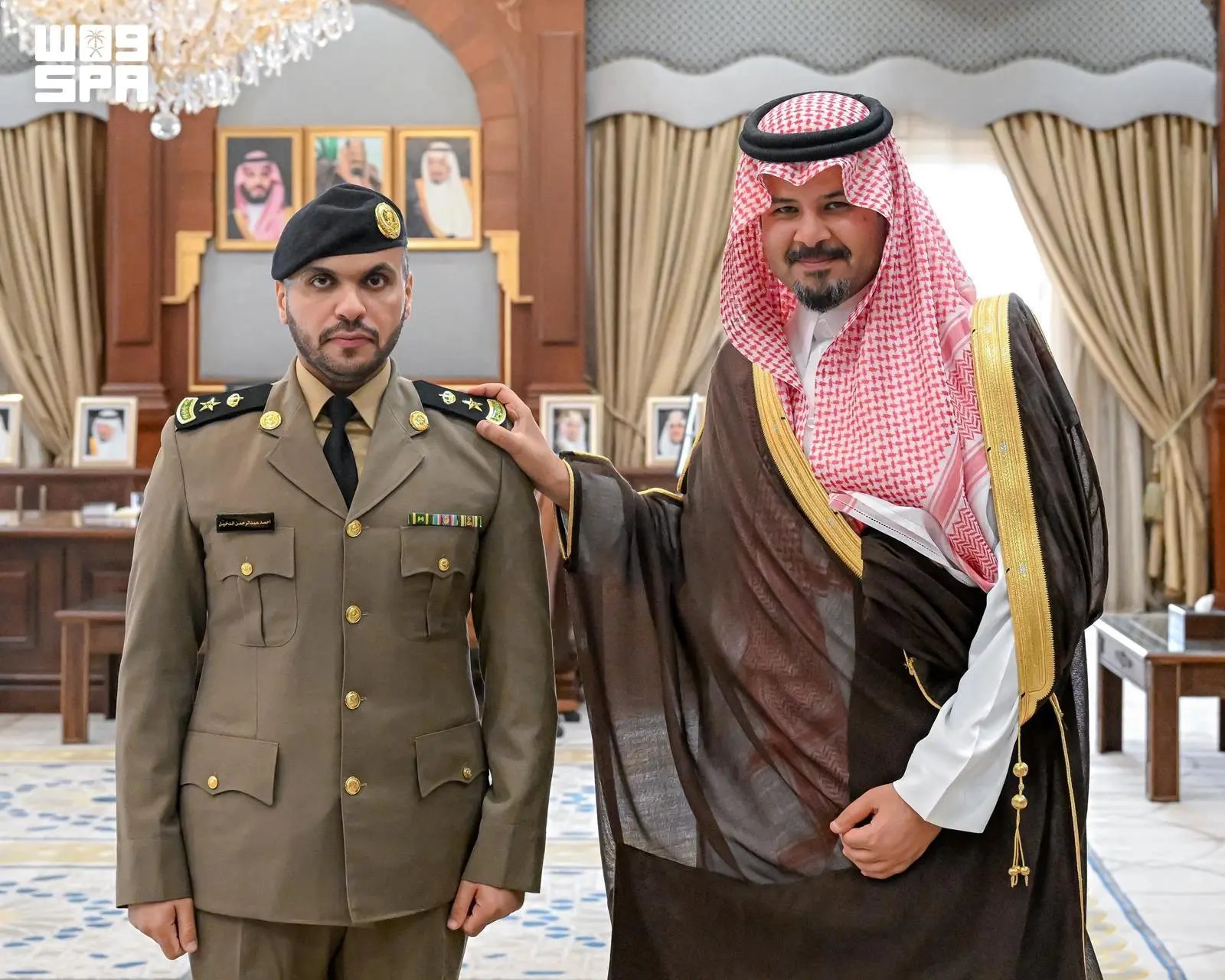 صورة من الألبوم