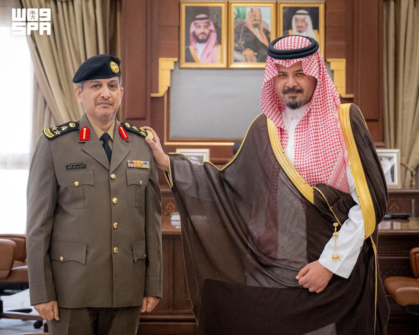 صورة من الألبوم