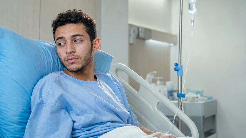 الشاب «أحمد» يحتاج إلى 46 ألف درهم لعلاج سرطان الغدد الليمفاوية الشاب «أحمد» يحتاج إلى 46 ألف درهم لعلاج سرطان الغدد الليمفاوية