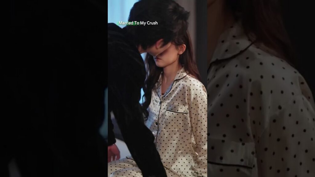 🫣 حاصرها على السرير... فاختفت كل المسافة بينهما في لحظة 🛏️ #verticaldrama #shortdrama #MicroDrama