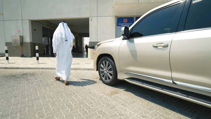 شرطة أبوظبي تحذّر من ترك المركبة في حالة تشغيل شرطة أبوظبي تحذّر من ترك المركبة في حالة تشغيل