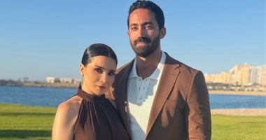 مي عز الدين وزوجها أحمد تيمور في 5 صور رومانسية مي عز الدين وزوجها أحمد تيمور في 5 صور رومانسية