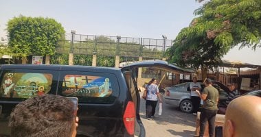 وصول جثمان هانى شنودة إلى كنيسة العذراء بالمعادى لأداء صلاة الجنازة وصول جثمان هانى شنودة إلى كنيسة العذراء بالمعادى لأداء صلاة الجنازة