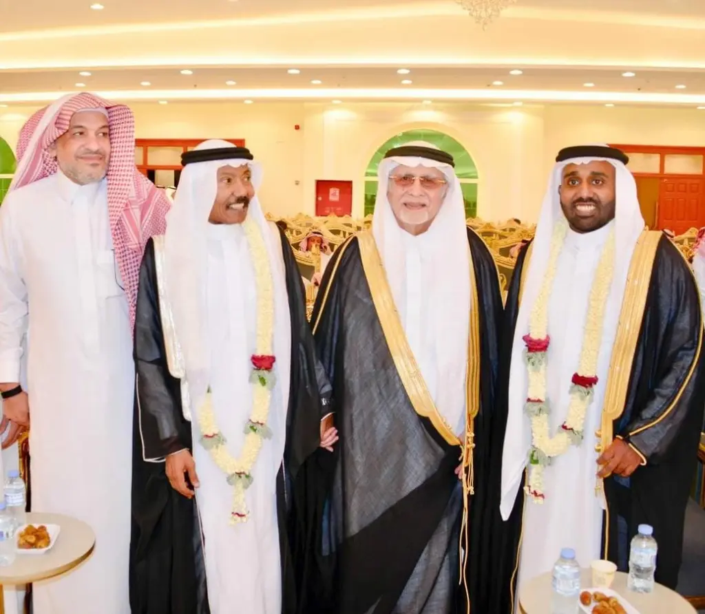 عبده خال يحتفل بزواج نجله معد - أخبار السعودية