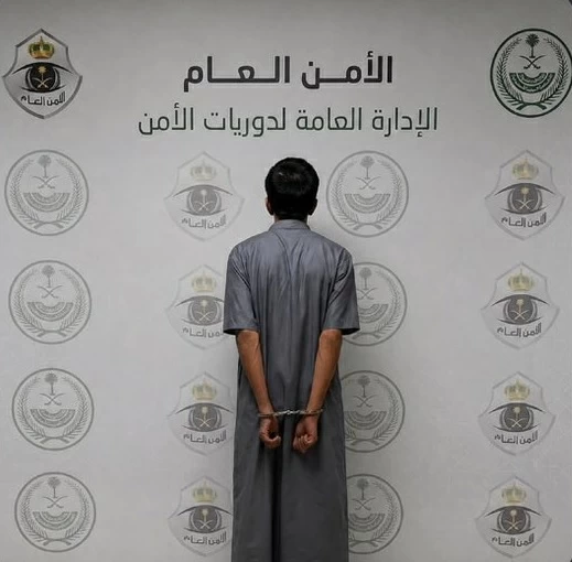 سرق مركبة وحاول دهس قائدها.. القبض على متهم بالرياض – أخبار السعودية سرق مركبة وحاول دهس قائدها.. القبض على متهم بالرياض - أخبار السعودية