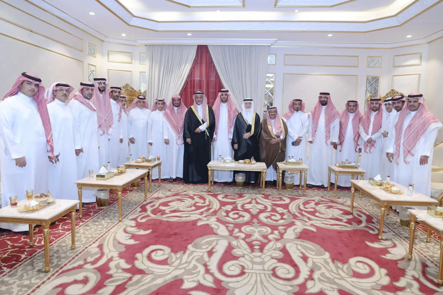 آل سليمان والمطيري يحتفلان بعقد قران فهد - أخبار السعودية