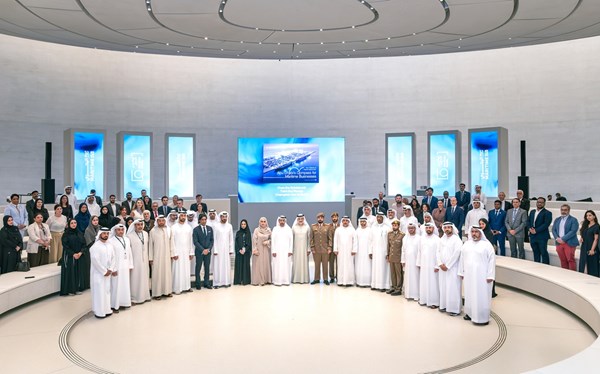«المركز البحري - أبوظبي» يطلق دليلاً لتعزيز الاستثمارات العالمية بالقطاع