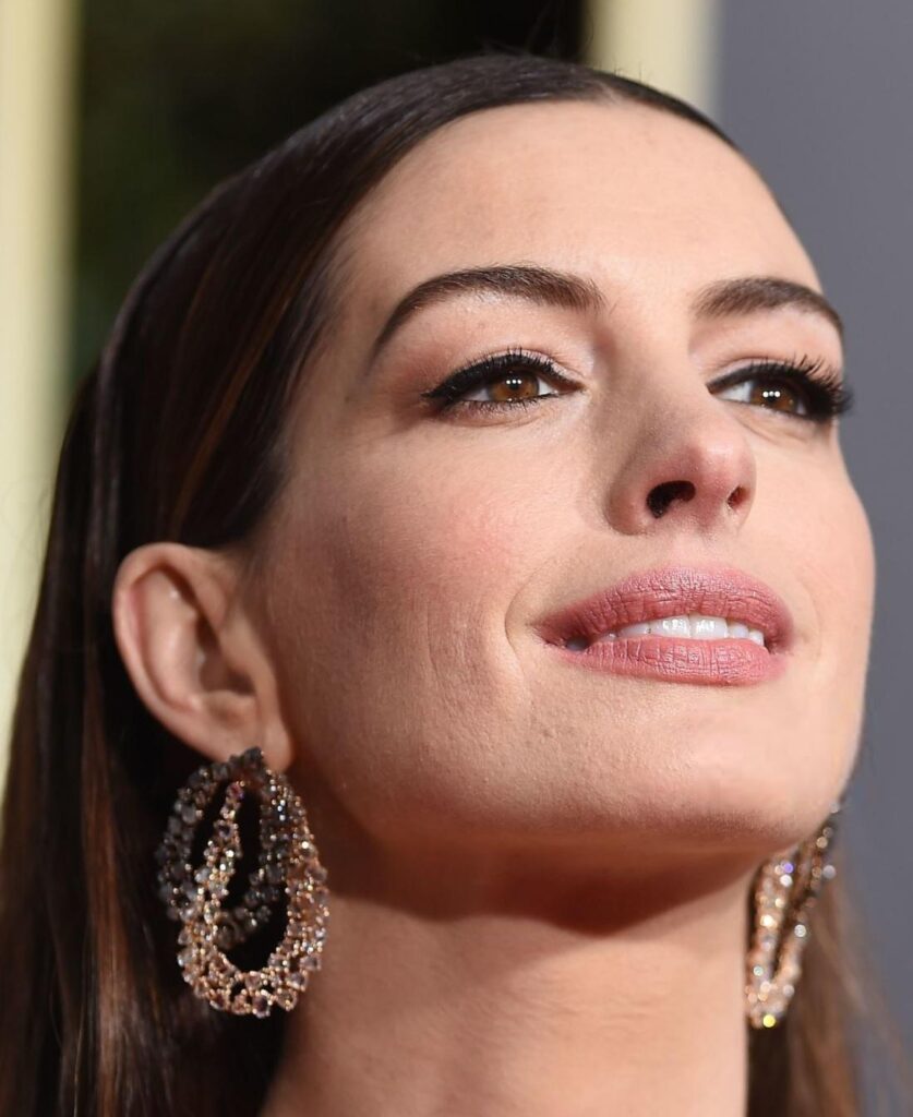 Anne Hathaway
