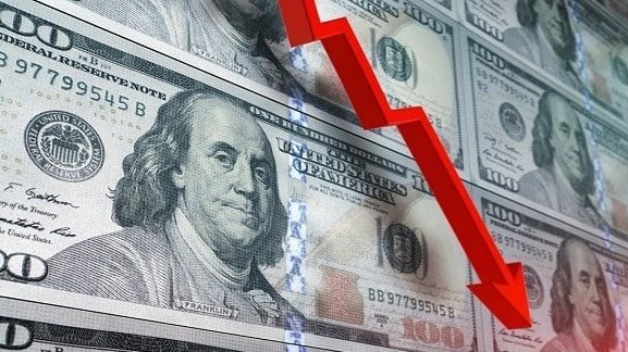مفاجأة في سعر الدولار اليوم بعد قفزة الاحتياطي فوق الـ55 مليارًا مفاجأة في سعر الدولار اليوم بعد قفزة الاحتياطي فوق الـ55 مليارًا