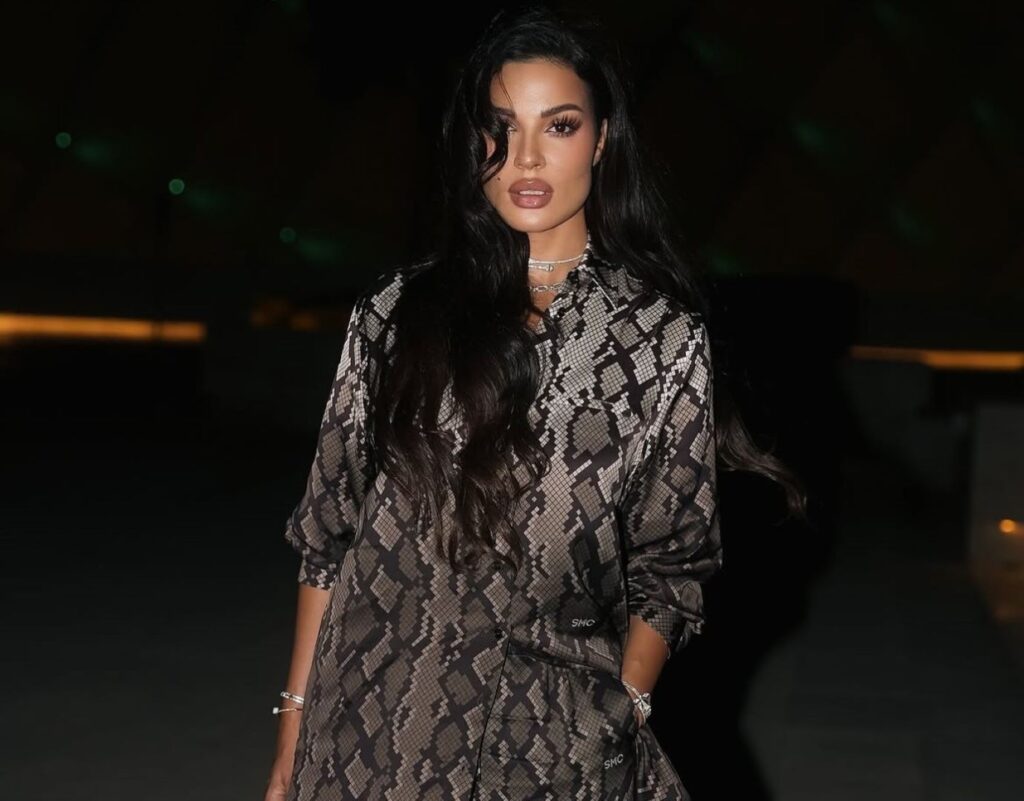 بعد نجاح مسلسل ” ممكن” نادين نسيب نجيم تحمّس جمهورها لعمل فني جديد: مفاجأة في الطريق بعد نجاح مسلسل " ممكن" نادين نسيب نجيم تحمّس جمهورها لعمل فني جديد: مفاجأة في الطريق