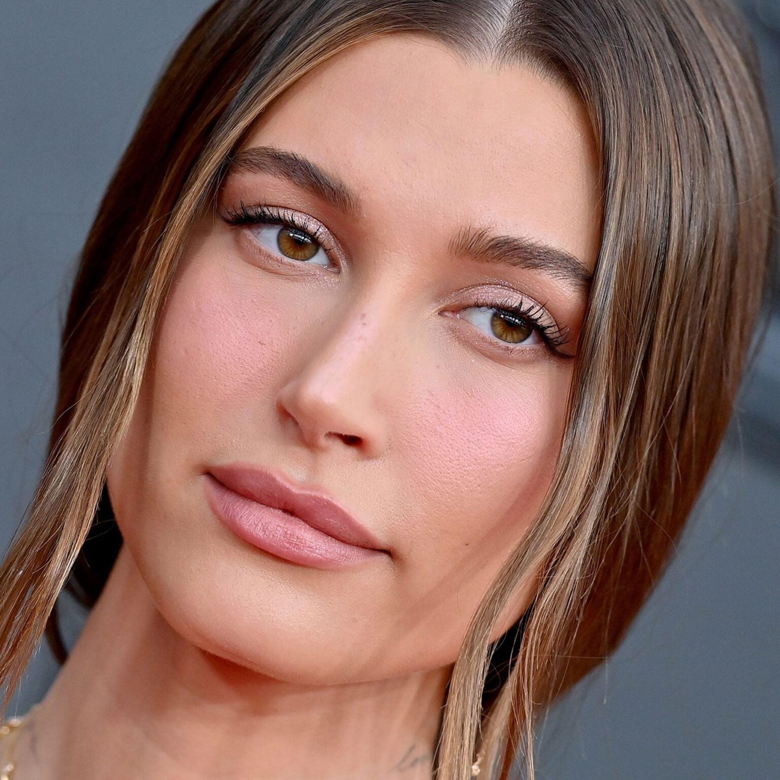 Hailey Bieber