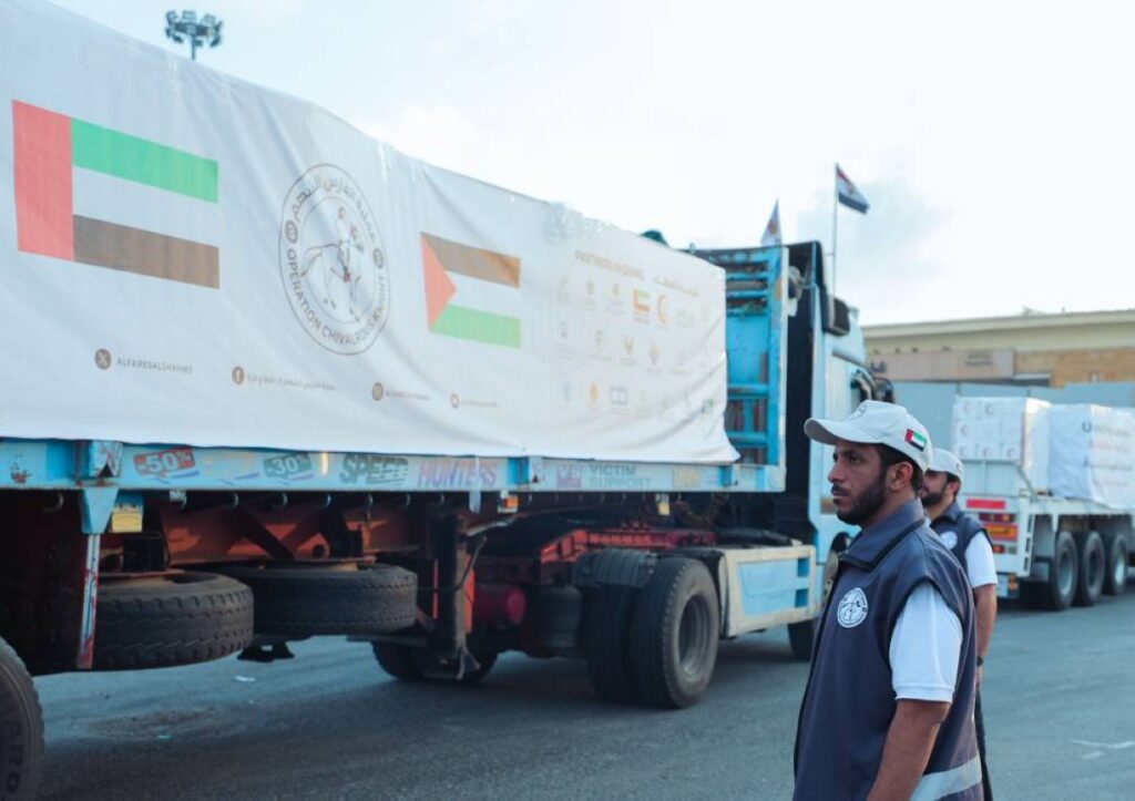 دخول 5 قوافل مساعدات إماراتية إلى قطاع غزة تحمل 938 طناً من المساعدات Al Bayan