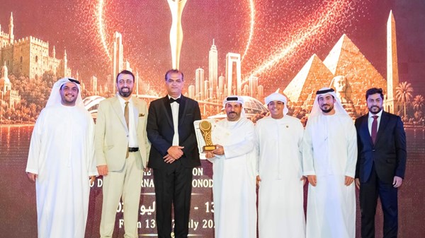المسرح المدرسي الإماراتي يحصد أبرز الجوائز في «المونودراما الدولي» المسرح المدرسي الإماراتي يحصد أبرز الجوائز في «المونودراما الدولي»