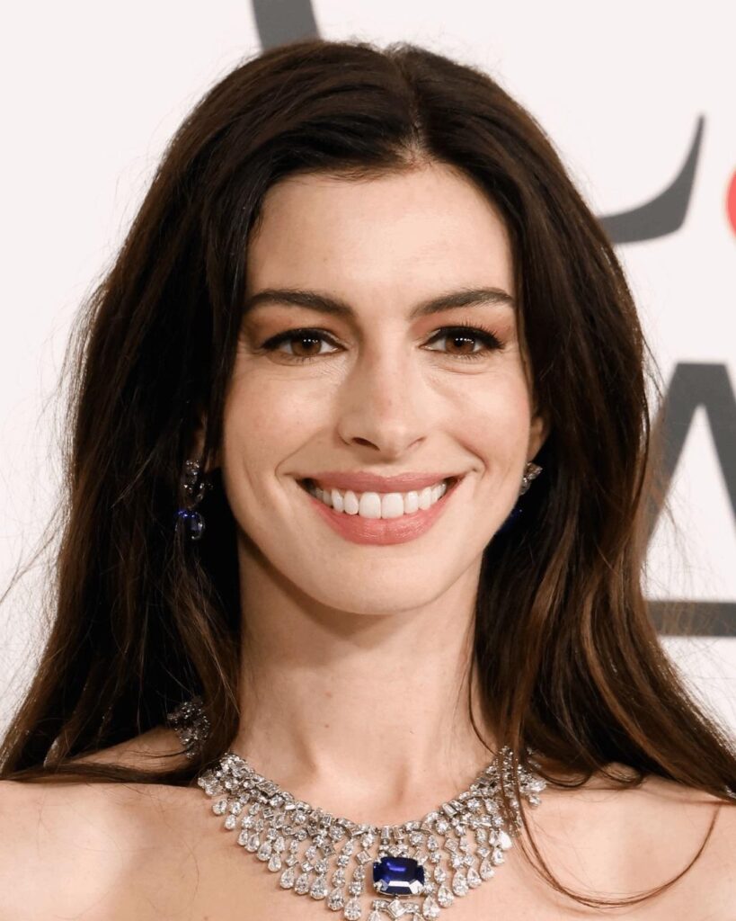 Anne Hathaway