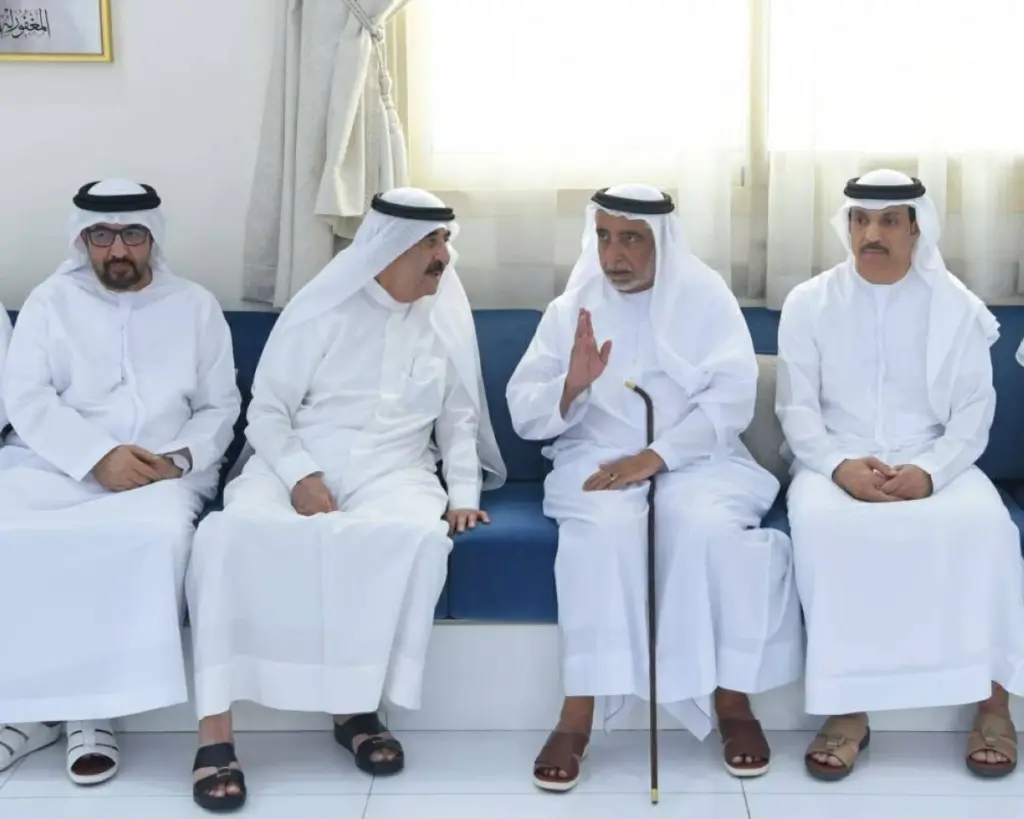 حاكم أم القيوين يقدم واجب العزاء في وفاة منصور سيف الزعابي حاكم أم القيوين يقدم واجب العزاء في وفاة منصور سيف الزعابي