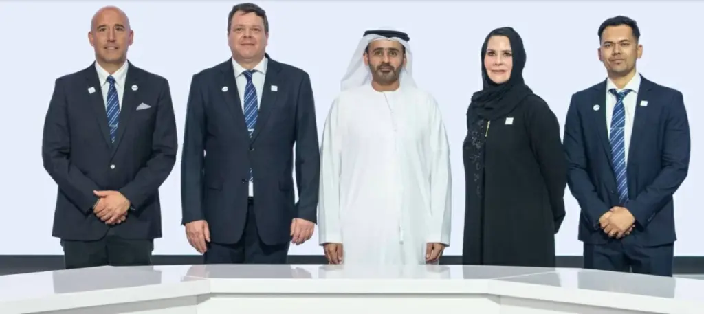 «أبوظبي للتنقل» يعزِّز منظومة الذكاء بشراكات استراتيجية