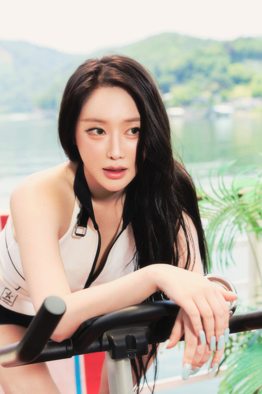 BBGIRLS - الألبوم الفردي الثالث: BODY WAVE (صورة المفهوم - Minyoung)