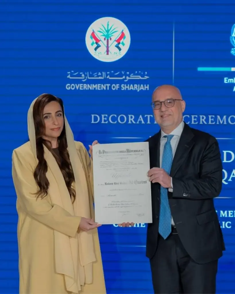 الرئيس الإيطالي يمنح بدور القاسمي وسام استحقاق الجمهورية الرئيس الإيطالي يمنح بدور القاسمي وسام استحقاق الجمهورية