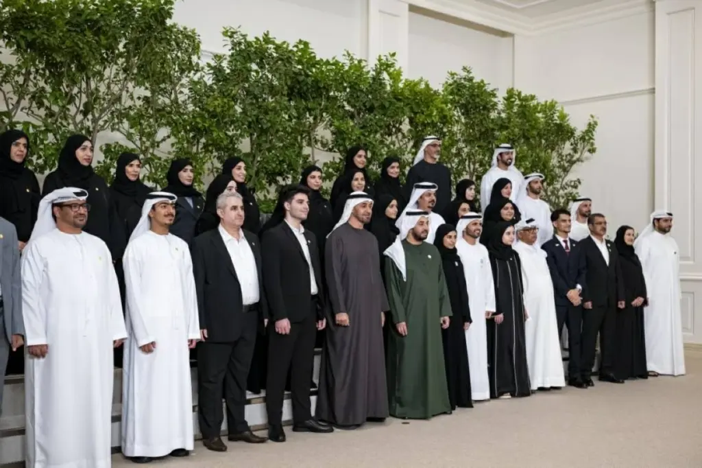 محمد بن زايد: تطوير المنظومة التعليمية ركيزة أساسية لمستقبل الإمارات محمد بن زايد: تطوير المنظومة التعليمية ركيزة أساسية لمستقبل الإمارات