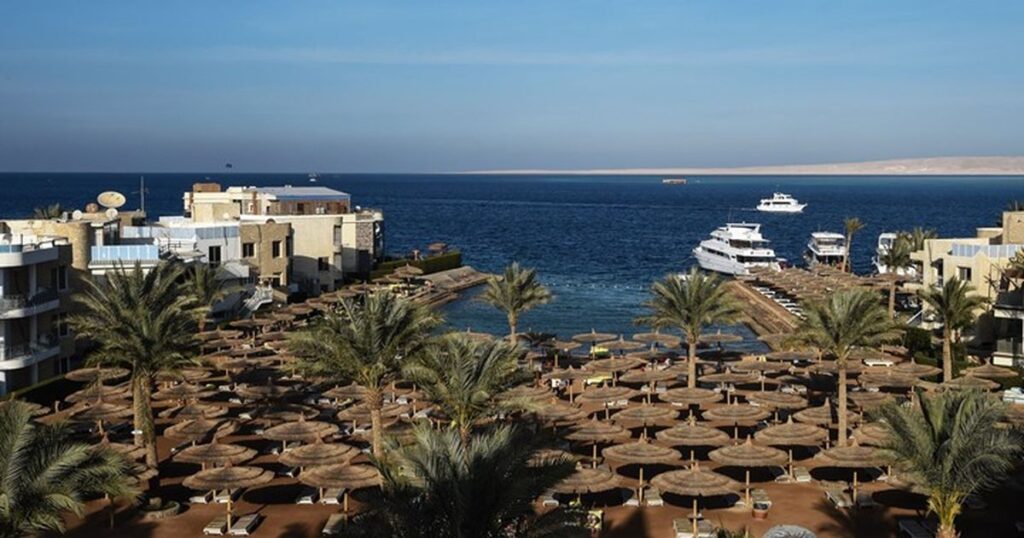 قوانين منتجع إماراتي يصدم أثرياء مصر.. ومخاوف من تحوله إلى “فاتيكان” جديد قوانين منتجع إماراتي يصدم أثرياء مصر.. ومخاوف من تحوله إلى "فاتيكان" جديد