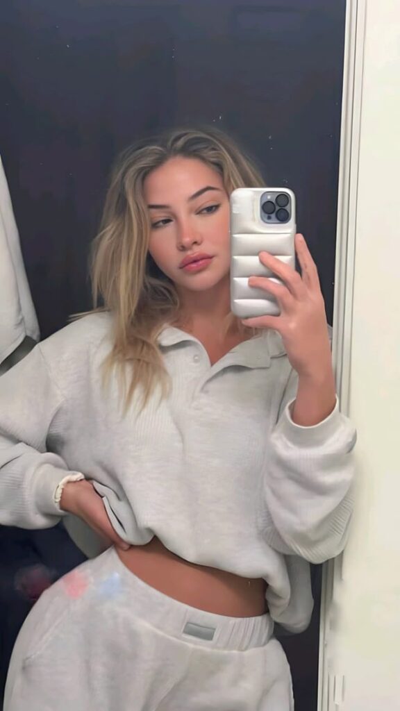 Madelyn Cline is so sexy