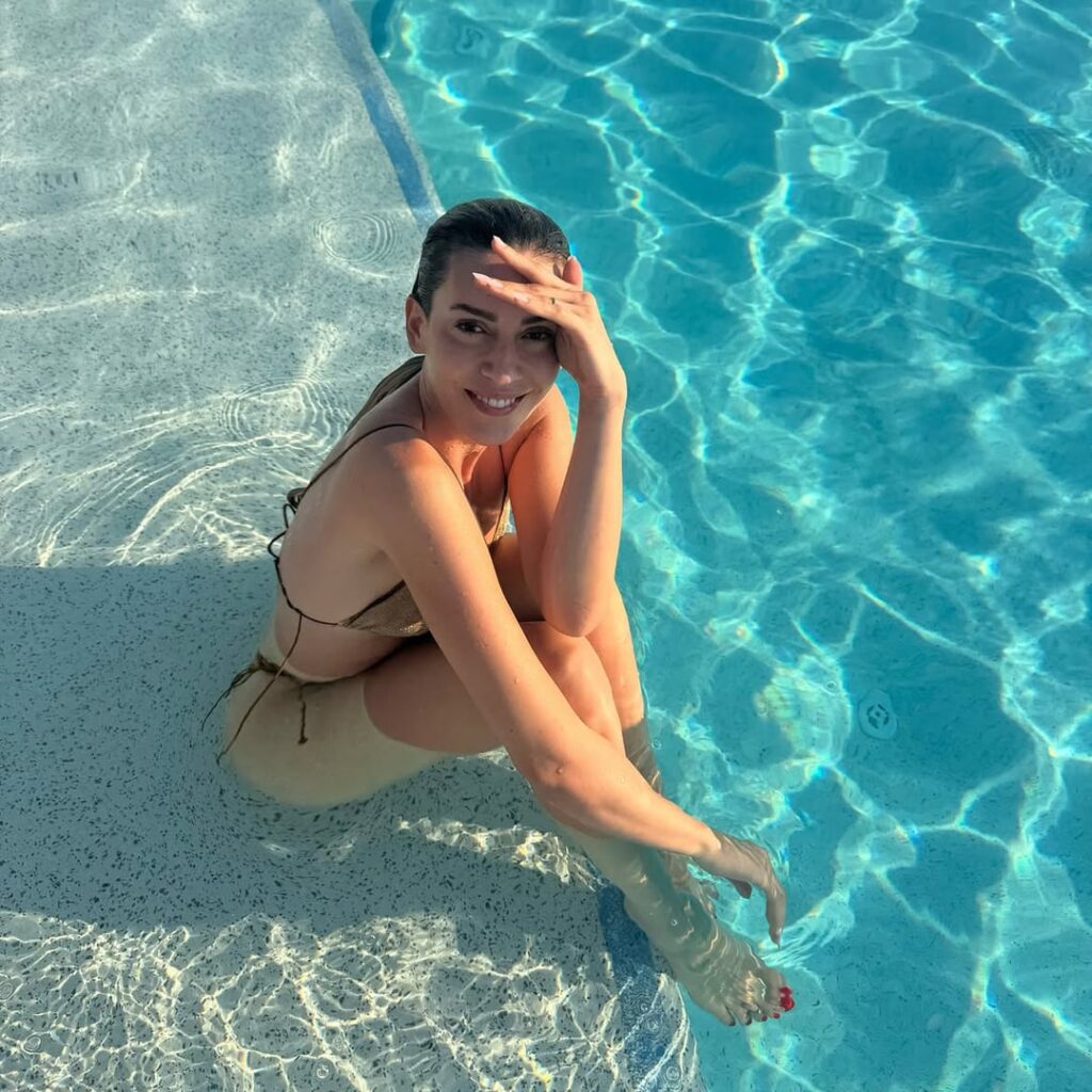 Sinem Kobal