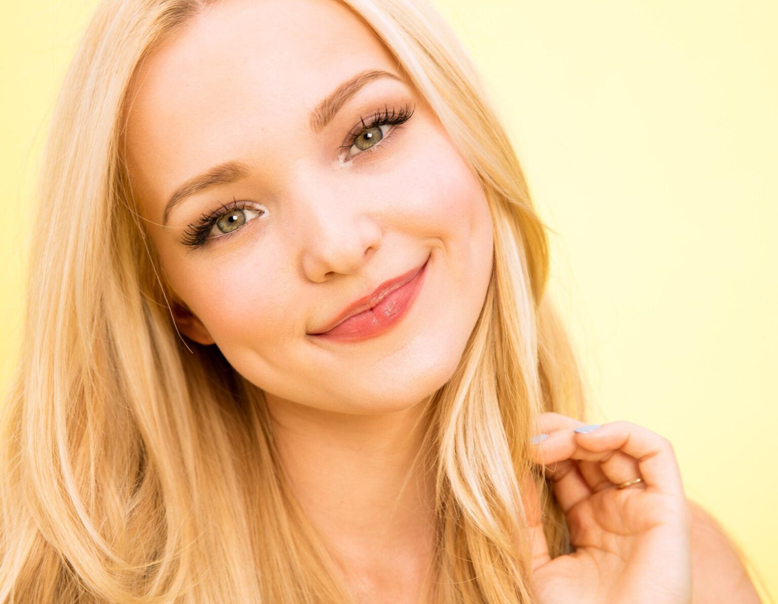 Dove Cameron