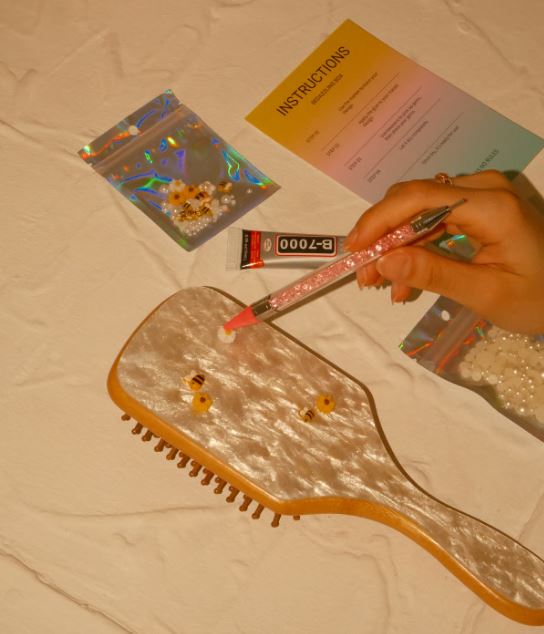 Bedazzling ترند جديد يجتاح السوشيل ميديا (The Hue)
