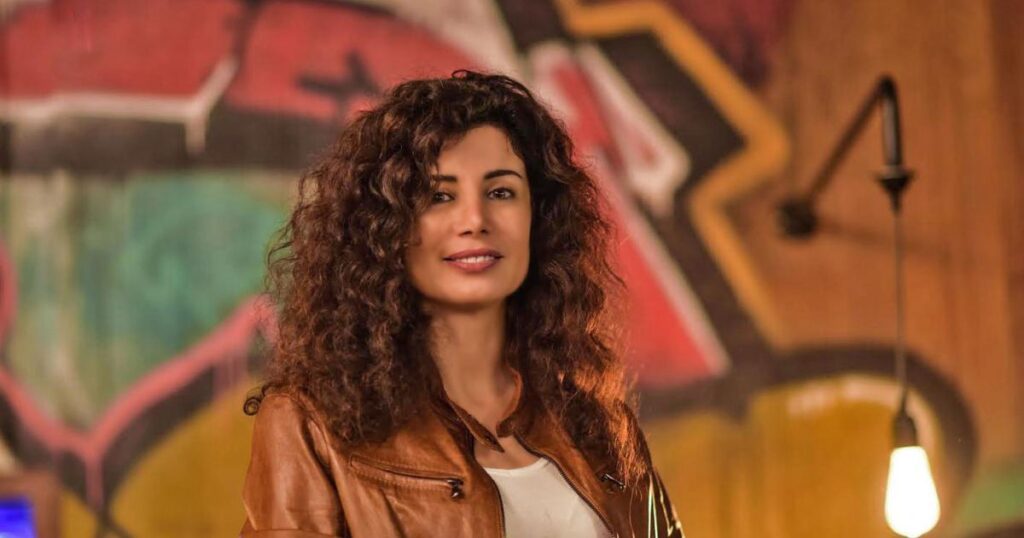 تمرّد الأنثى بين جمانة حداد وفروغ فرخزاد | إبراهيم أبوعواد تمرّد الأنثى بين جمانة حداد وفروغ فرخزاد | إبراهيم أبوعواد