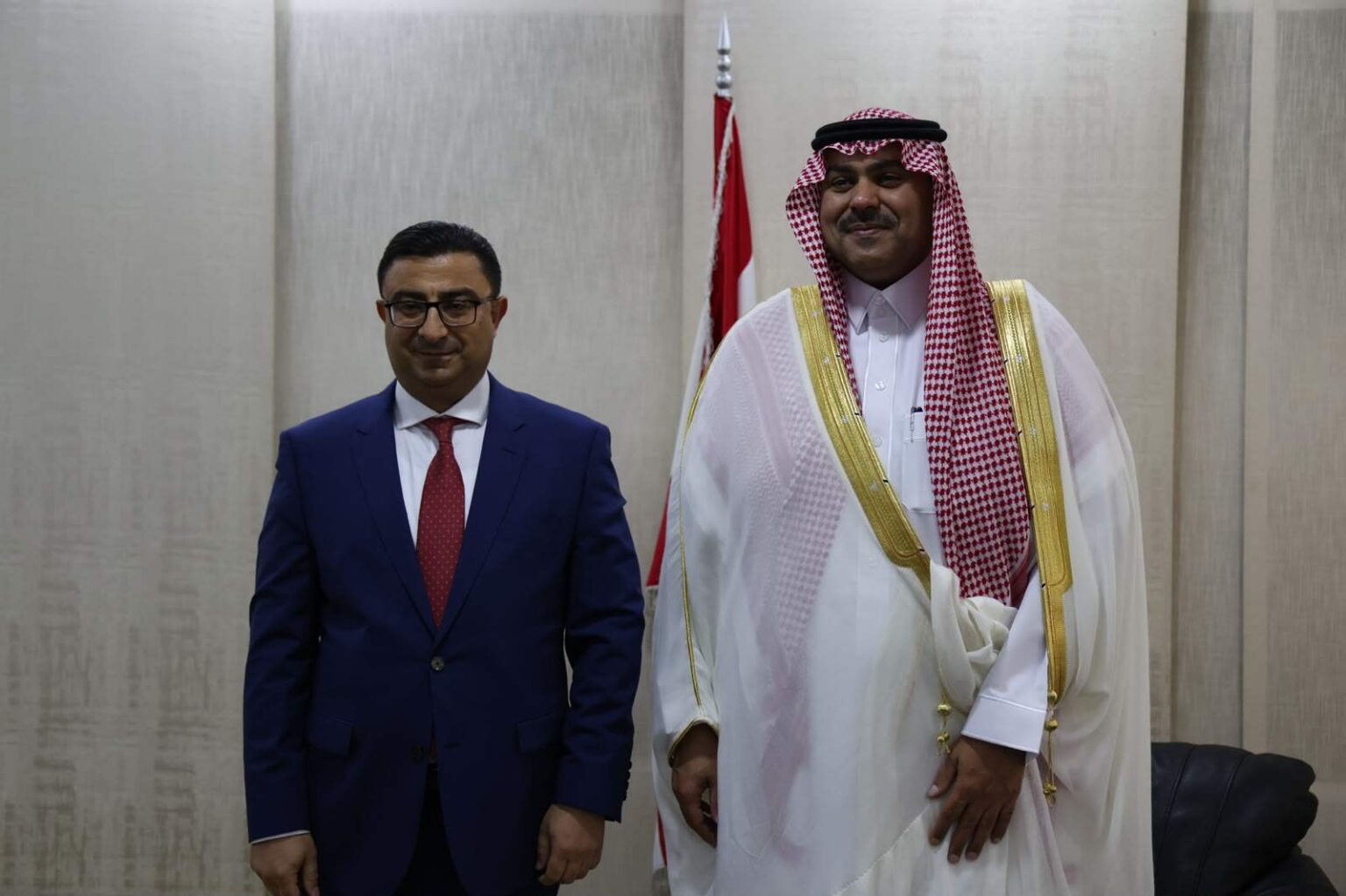 النائب العام التمييزي يلتقي السفير السعودي.. وبحثٌ في التعاون القضائي بين لبنان والمملكة النائب العام التمييزي يلتقي السفير السعودي.. وبحثٌ في التعاون القضائي بين لبنان والمملكة