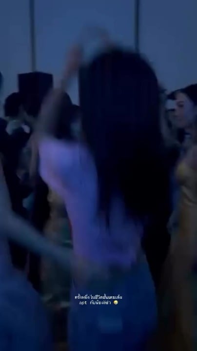 260719 تحديث قصة IG heyyyyynini مع ليزا