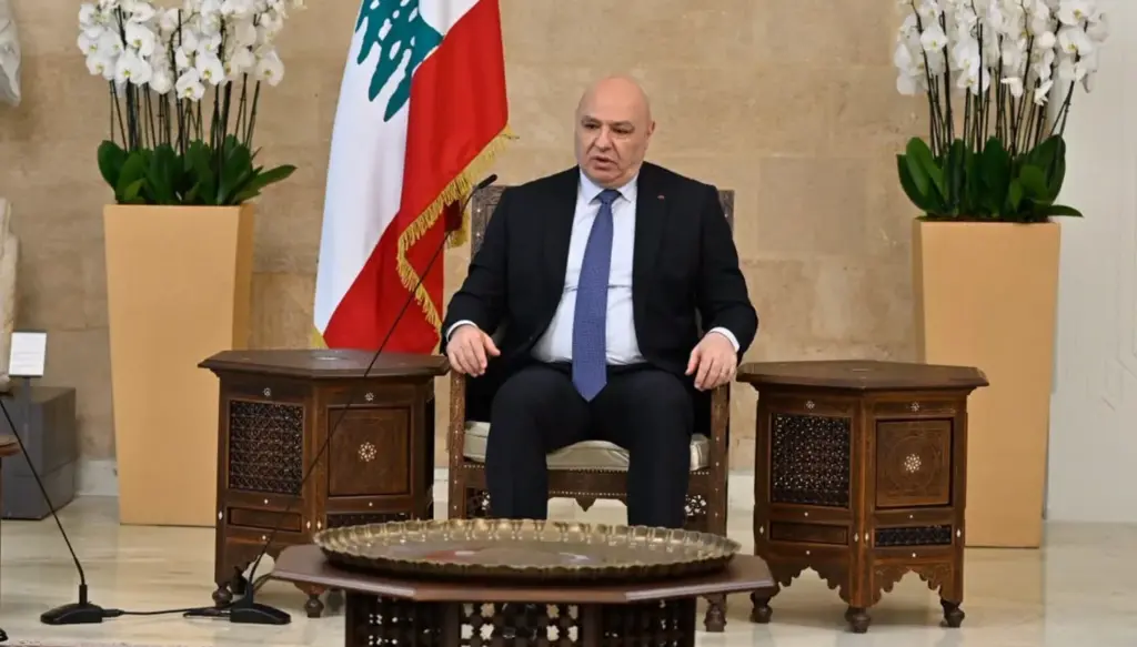 الرئيس جوزف عون: هذا إطار وليس اتفاقاً مع إسرائيل… لا يراهننَّ أحد على انقسام الجيش اللبناني ولن أترك شعبي يموت الرئيس جوزف عون: هذا إطار وليس اتفاقاً مع إسرائيل... لا يراهننَّ أحد على انقسام الجيش اللبناني ولن أترك شعبي يموت